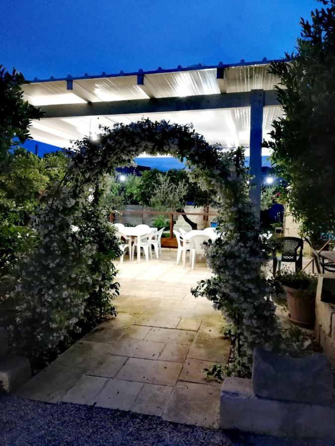 Ch Guest House 베르놀레 외부 사진